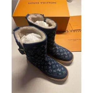 Luis Vuitton-BLUE LV COSY BOOT SHEARLING Louis Vuitton | Shoes | Louis Vuitton X Nigo Lv Cosy Boot In  main image 3